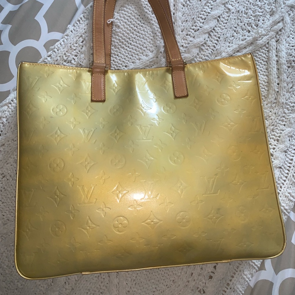 Louis Vuitton purse!!